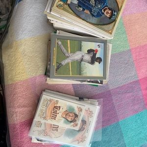 MLB1 card lot 130 cards random